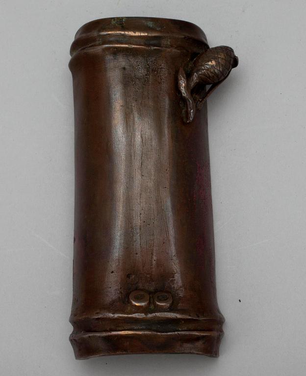 ARMSTÖD, brons, arkaiserande, sannolikt Japan, 1800-tal.