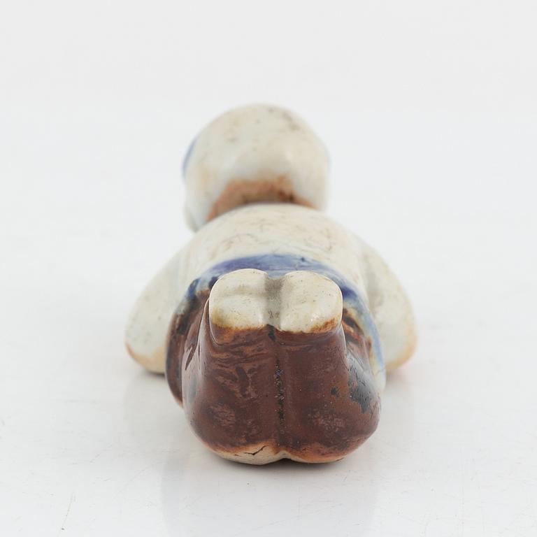 Netsuke, porcelain, Hirado ware, Meiji (1868-1912).