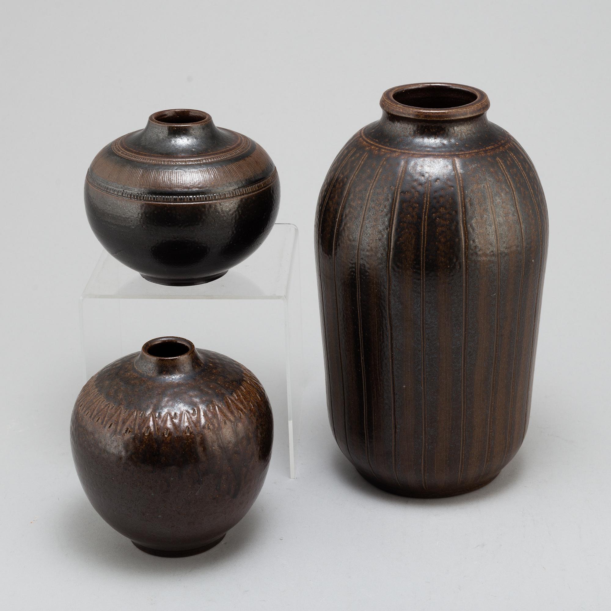 ARTHUR ANDERSSON, vaser, tre stycken, stengods, "Wallåkra", 1960/70-tal.