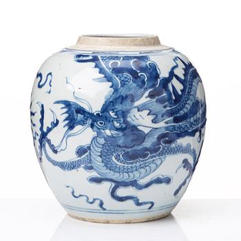 A blue and white dragon jar, Qing dynasty, 18th Century.