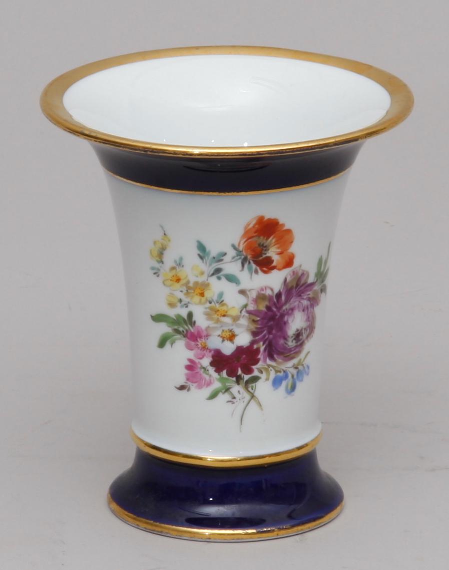 VAS. Porslin. Meissen.
