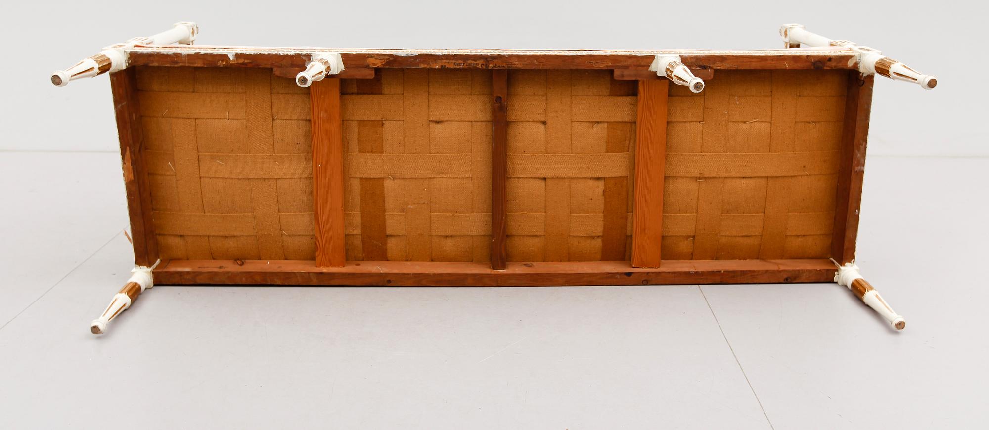 SOFFA, sengustaviansk, omkring år 1800.