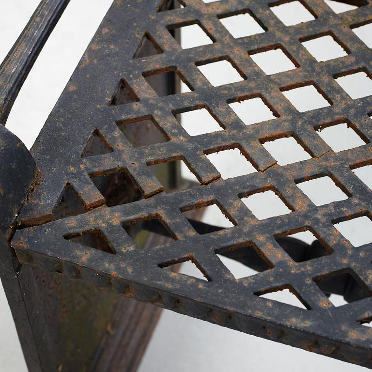 A Folke Bensow Swedish Grace cast iron stool, model 'Taburett Nr 1', Näfveqvarn, Sweden circa 1925.