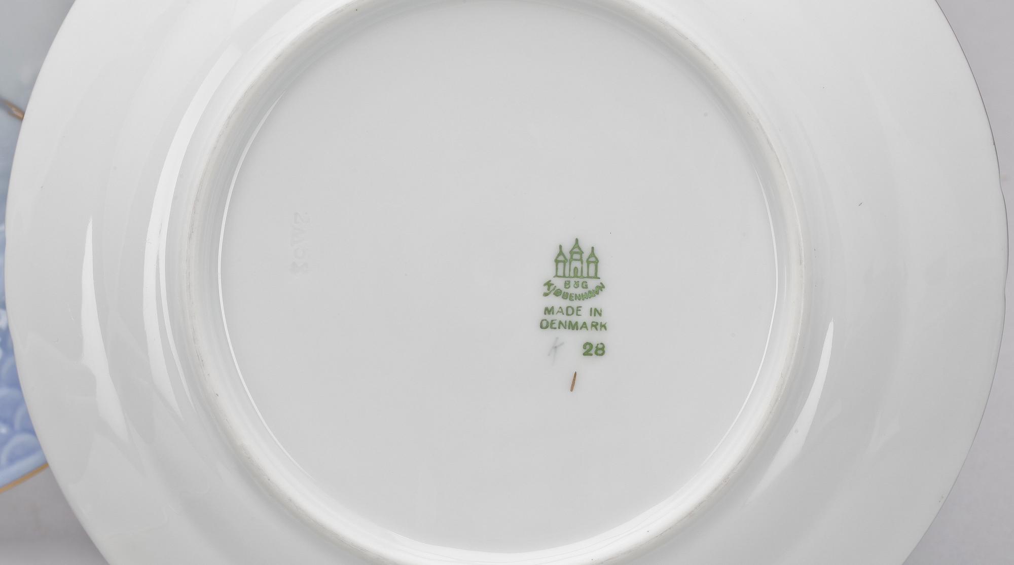 MATSERVIS, 83 delar, porslin, "Blå måsen", Bing & Gröndahl.