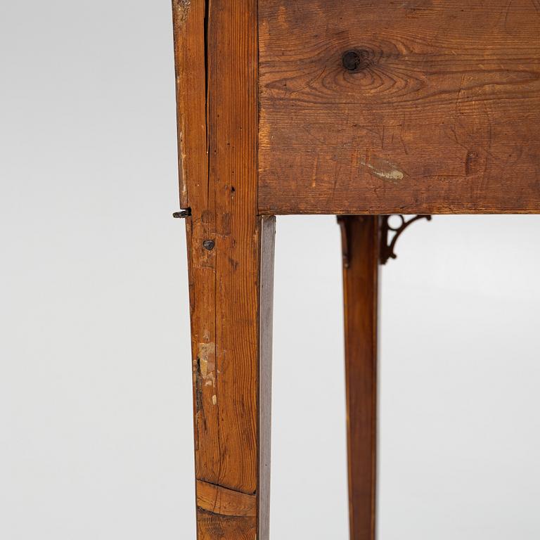 A late Gustavian mahogany 'Bonheur de jour' desk in the manner of C. D. Fick, Stockholm, late 18th century.