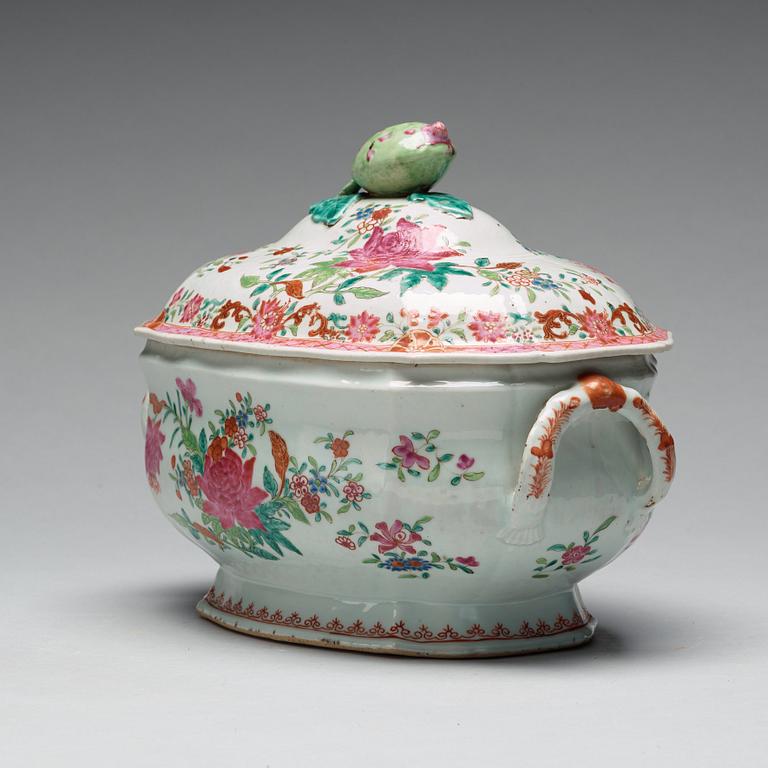 TERRIN med LOCK, kompaniporslin. Qingdynastin, Qianlong (1736-95).