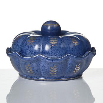 Wilhelm Kåge, a set of two Argenta stoneware vases, two dishes and a bowl with lid, Gustavsberg 1930s-50s.