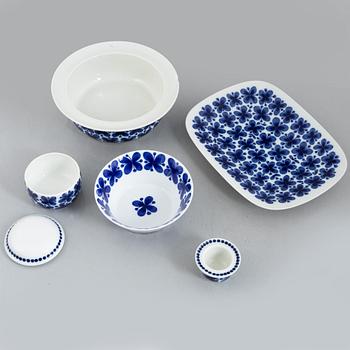 Marianne Westman, servis, 34 delar, porslin, "Mon Amie", Rörstrand.