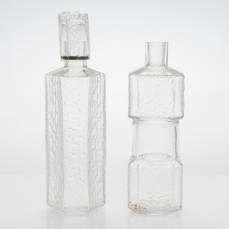 Timo Sarpaneva, prototypes, 4 bottles, and 6 schnapps glasses, made at the Karhula/Iittala glassworks in 1976.