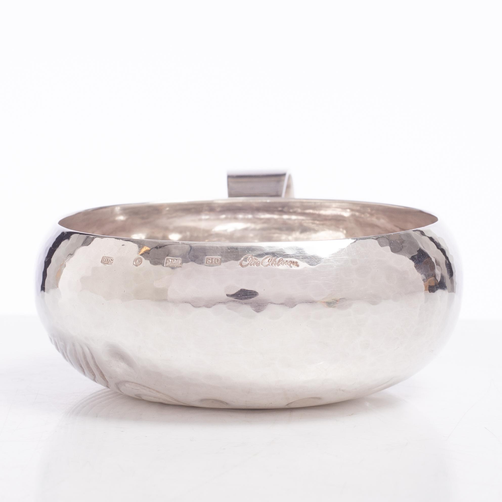 Olle Ohlsson, Tasse a vin, silver, Olle Ohlsson Silversmide, Stockholm 1992.