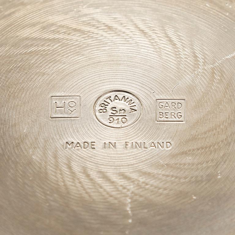 Bertel Gardberg, a lidded pewter jar, Hopeatehdas Oy, Helsinki.