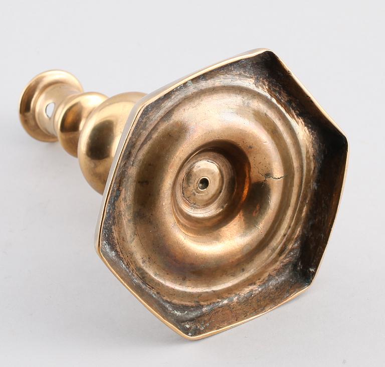 LJUSSTAKE, mässing, barock, 1600-tal.