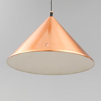TAKLAMPA, möjligen Uno och Östen Kristiansson, Vittsjö, 1900-talets mitt. Höjd 28 cm.