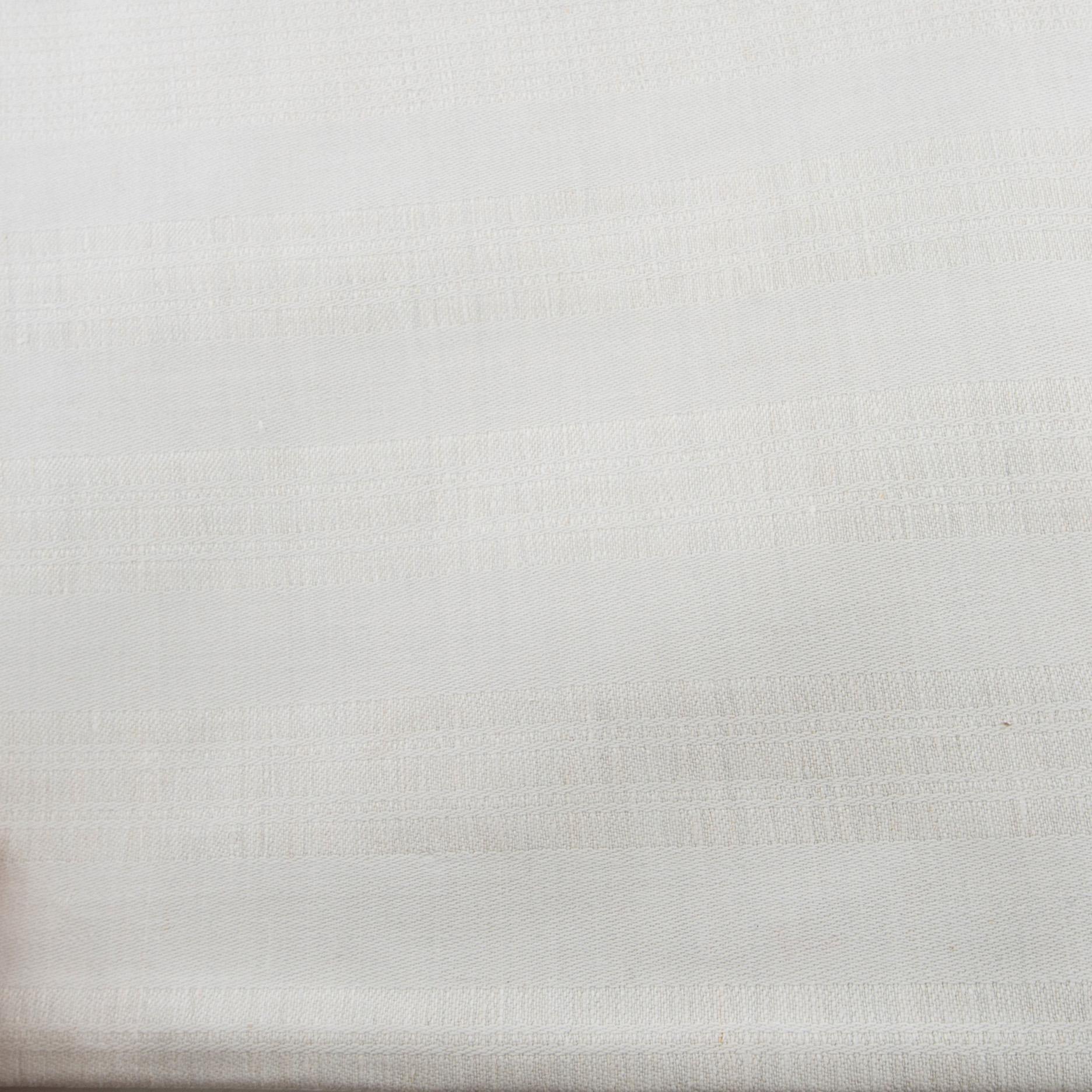 Dukar 4 st damast och dräll 1900-talets första hälft/mitt.