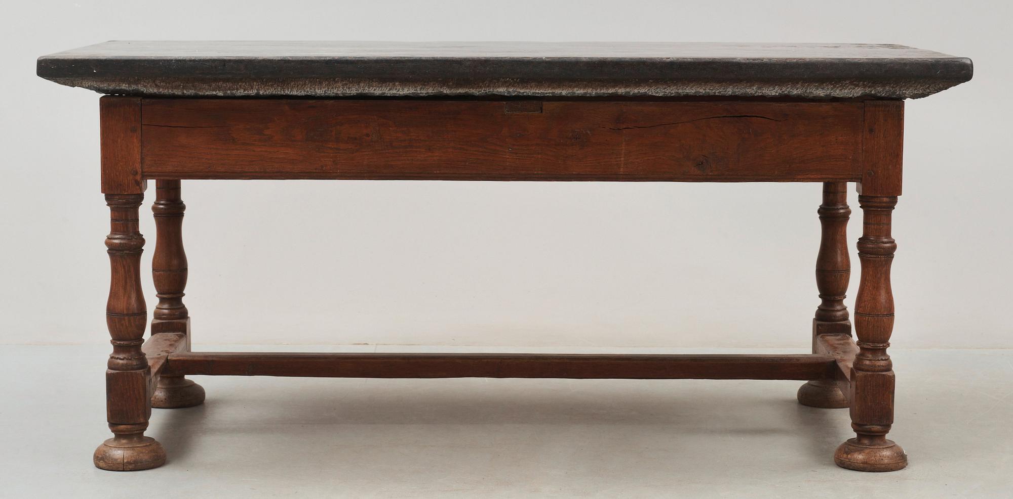 STENBORD. Skåne, 1800-tal.