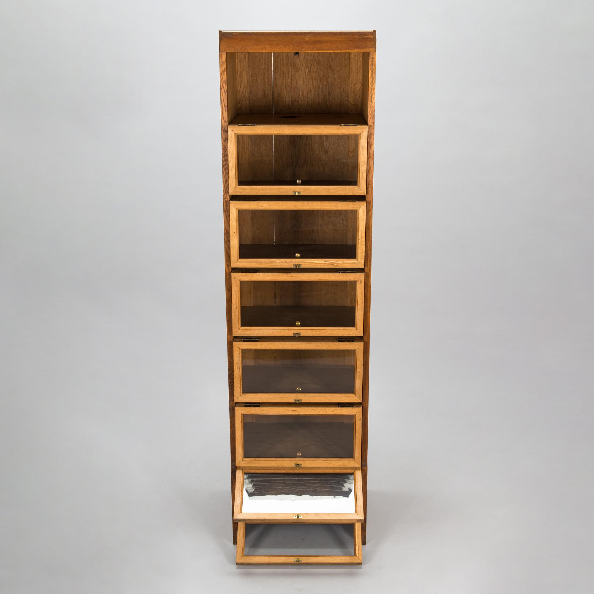 Arkiveringsskåp, 1900-talets första hälft.