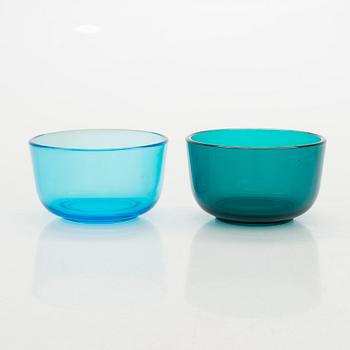 Saara Hopea, a set of 7 bowls, model 5577, Nuutajärvi Notsjö. Designed in 1956.