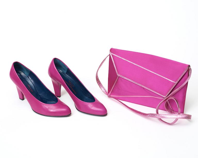 An evening bag and a pair of lady shoes by Charles Jourdan.