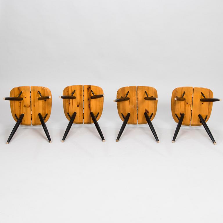 ILMARI TAPIOVAARA, A "Pirkka" table and four chairs manufactured by Laukaan Puu and designed in 1957.