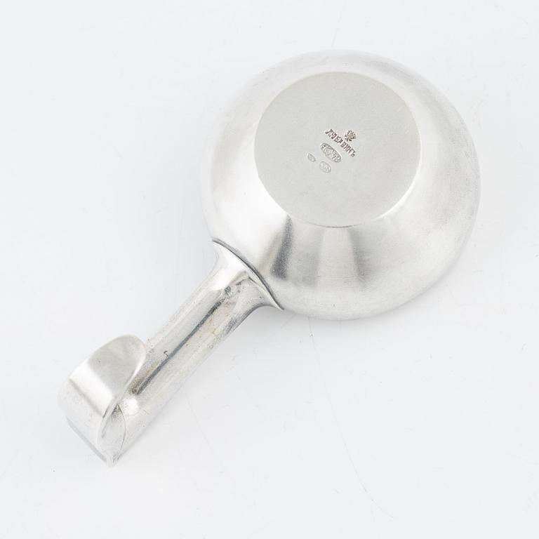 Aleksander B Ljubavin, kåsa, silver, St Petersburg 1896-1908.