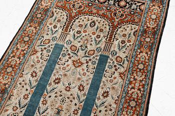 Matta, orientalisk, sannolikt Kina, silke, ca 154 x 93 cm.