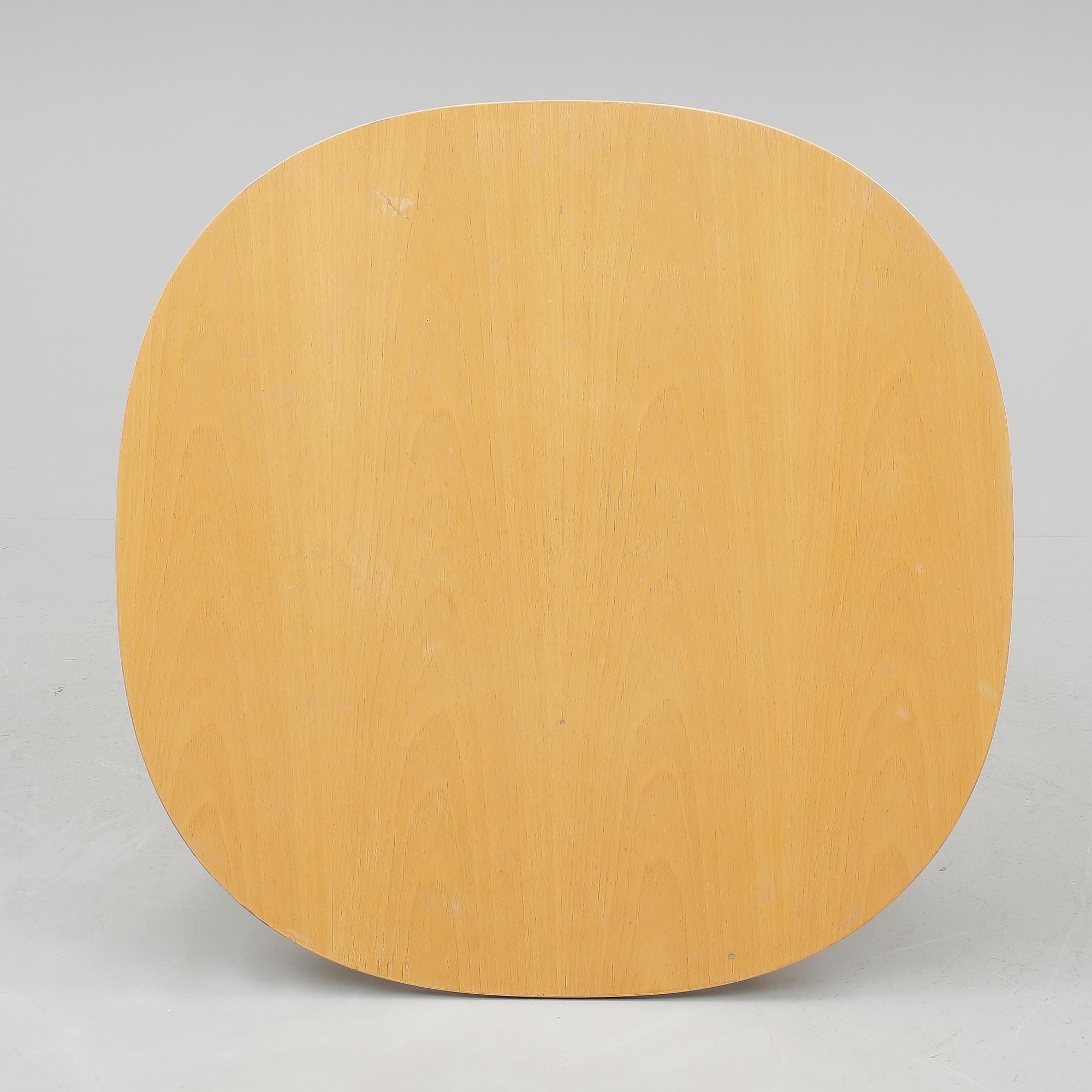 MATBORD, Bruno Mathsson och Piet Hein, Fritz Hansen, 1991.