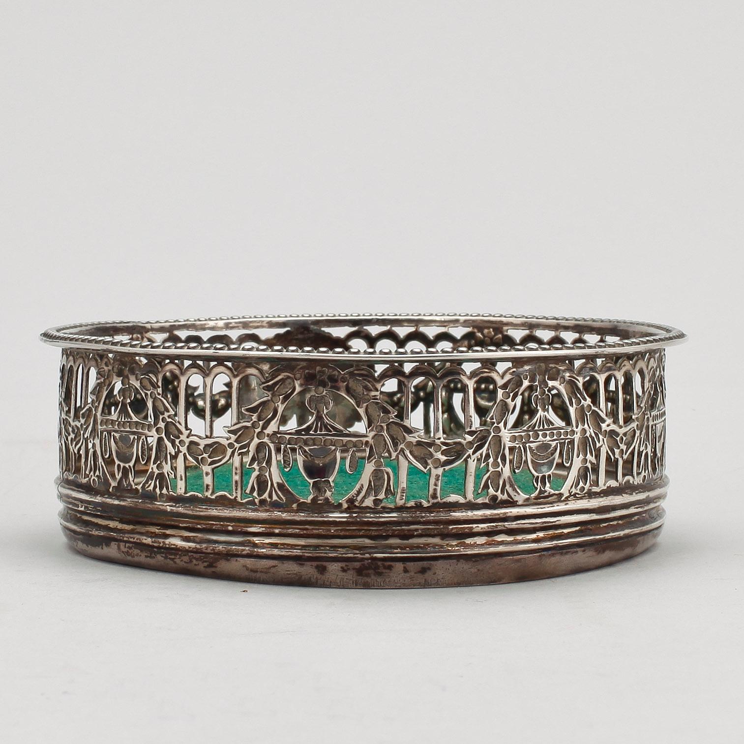 COASTER, silver, London, England,  troligen 1791.