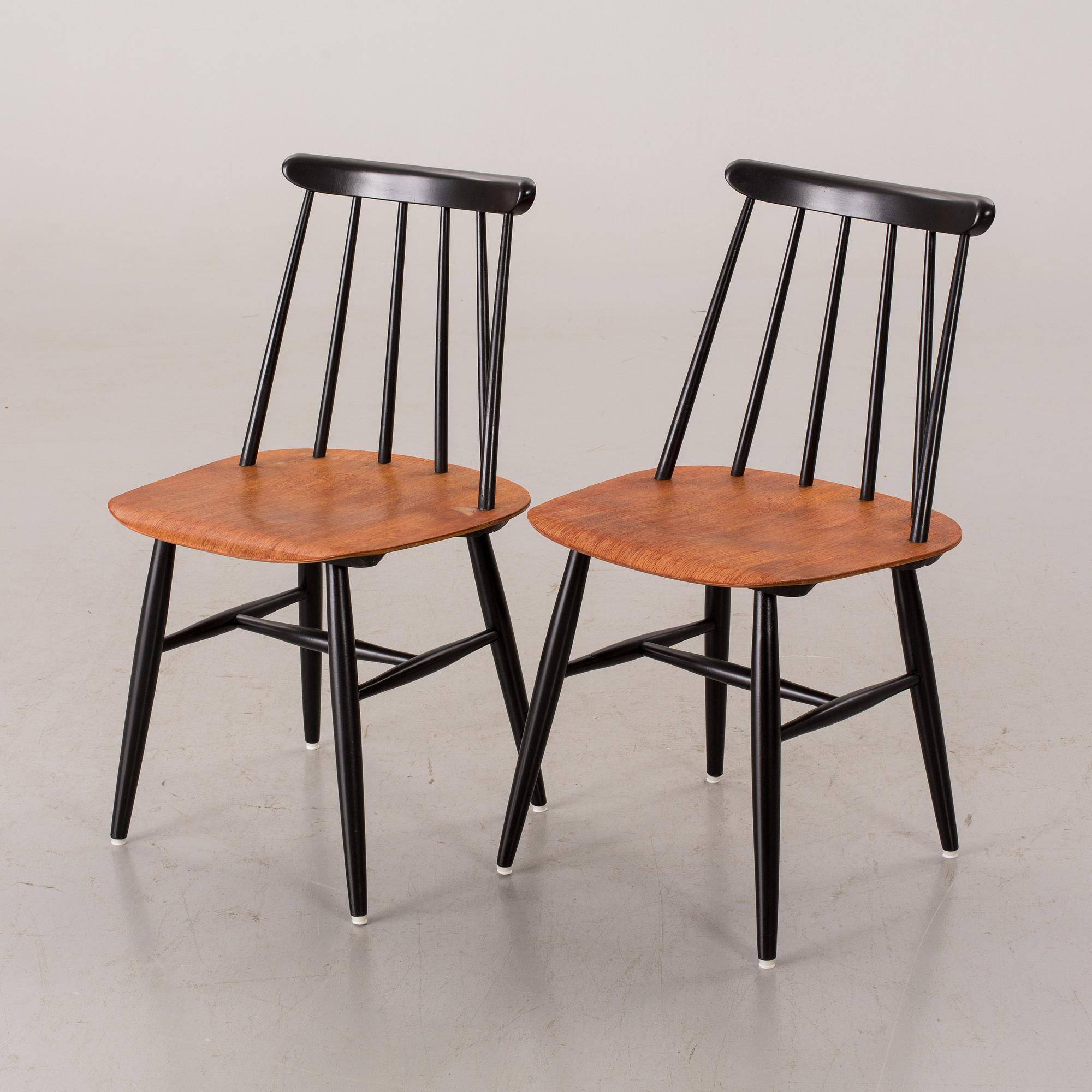 STOLAR 2 st, "Fanett", Ilmari Tapiovaara, Edsbyverken, 1900-talets mitt.