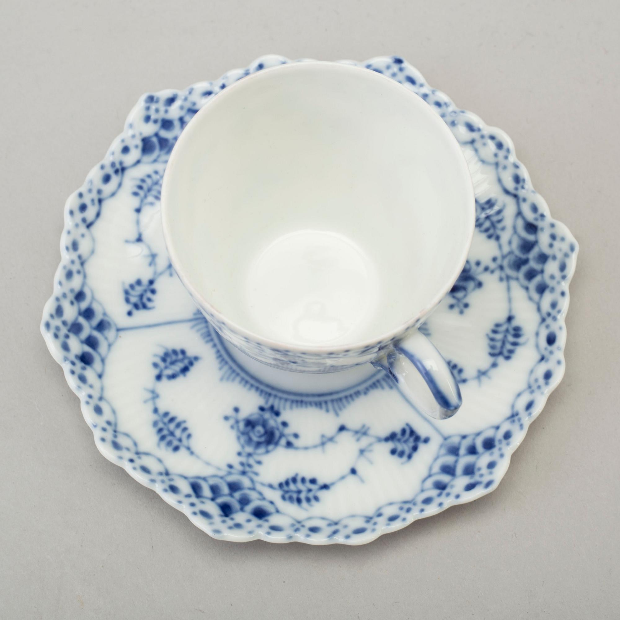 A 9 pieces porcelain table ware 'Musselmalet' from Royal Copenhagen, Denmark.