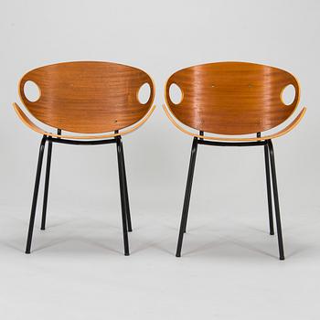 Olof Kettunen, a pair of mid-20th century 'Ulla' chairs for Merivaara.