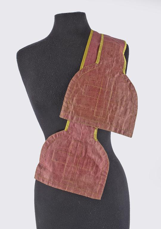 MÄSSHAKE samt STOLA, textil, 1800-tal.