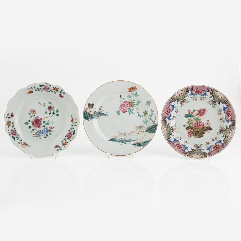 Five porcelain plates, China, Qing dynasty, first half of the 18th century.