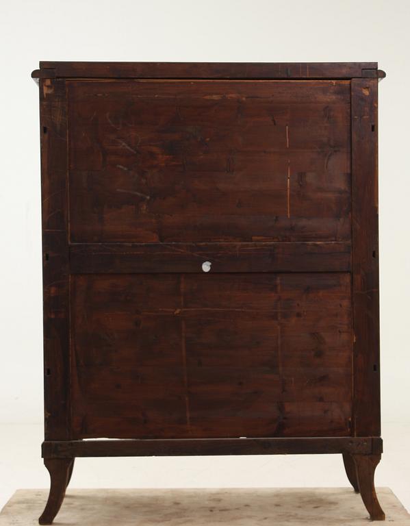 CHIFFONJÉ, nyrenässans, 1800-talets slut.