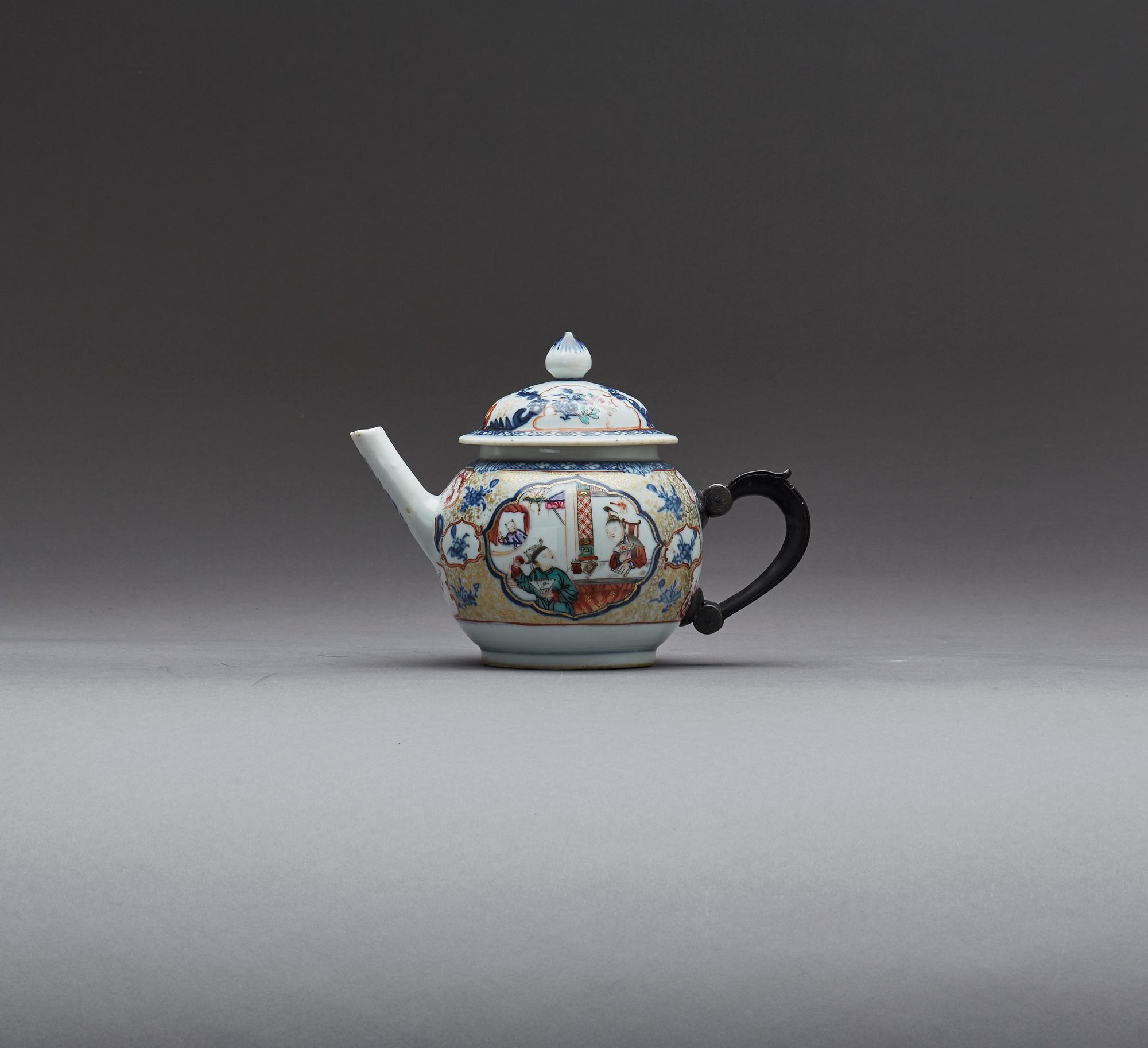 TEKANNA, porslin, Kina, Qianlong(1736-1795).