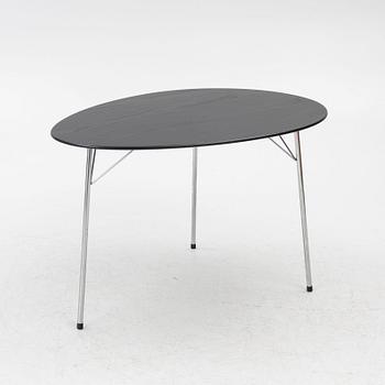 Arne Jacobsen, A table, “3603”, anniversary edition, Fritz Hansen, 2002.