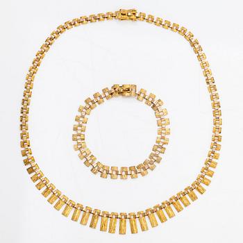 A necklace and a bracelet made of 14K gold. Westerback, Helsinki 1972.