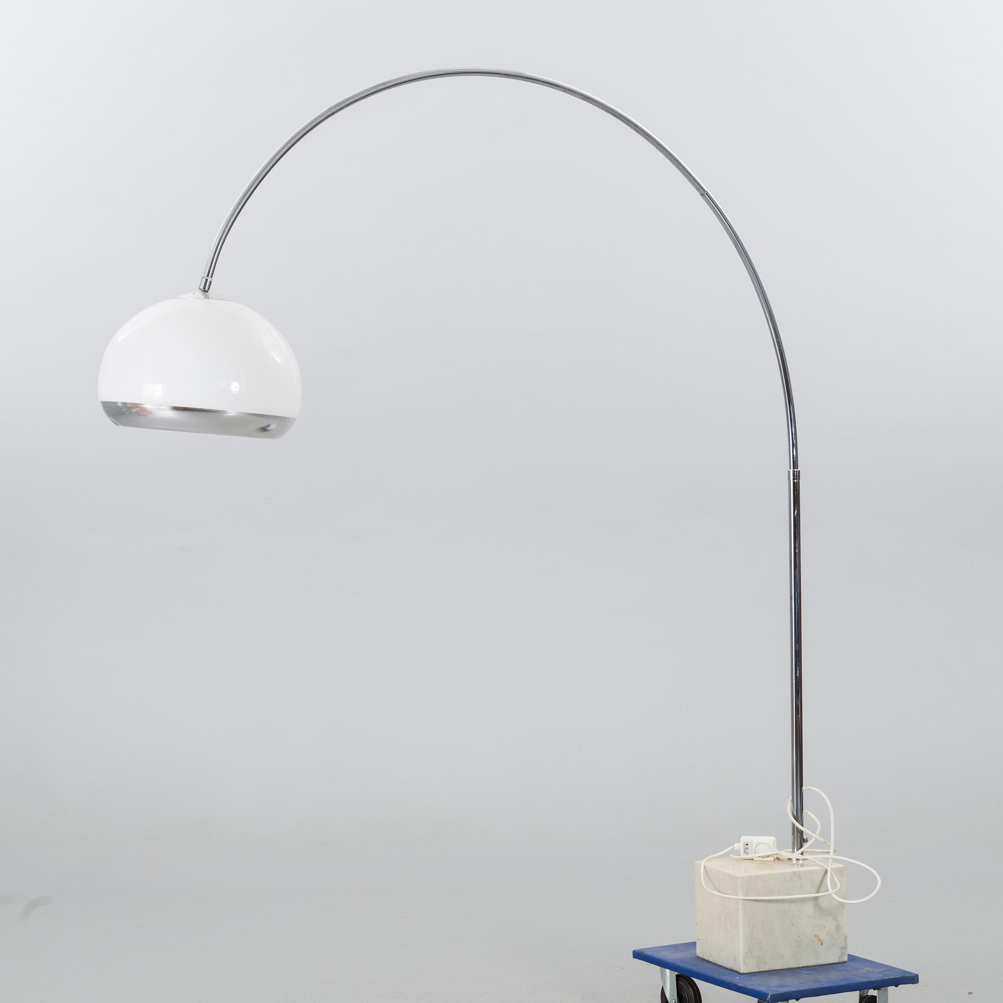 GOLVLAMPA, 1900-talets andra hälft,