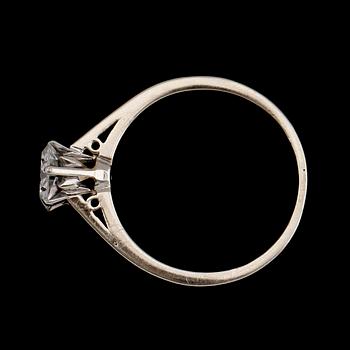 RING, 14 k vitguld, solitär briljantslipad diamant ca 1.00 ct.