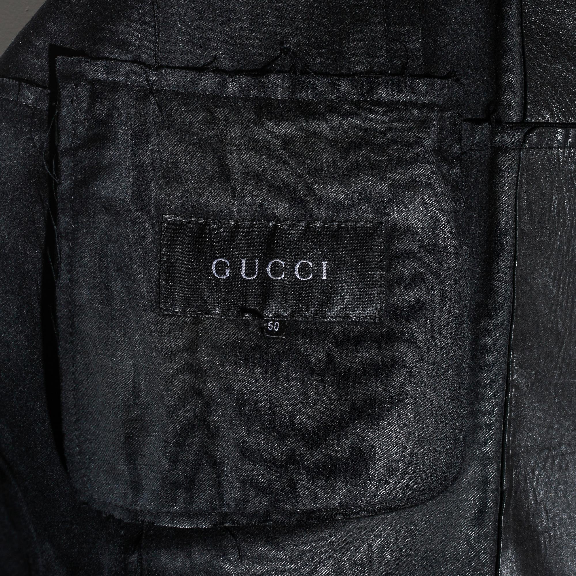 KAVAJ, Gucci, storlek 50.