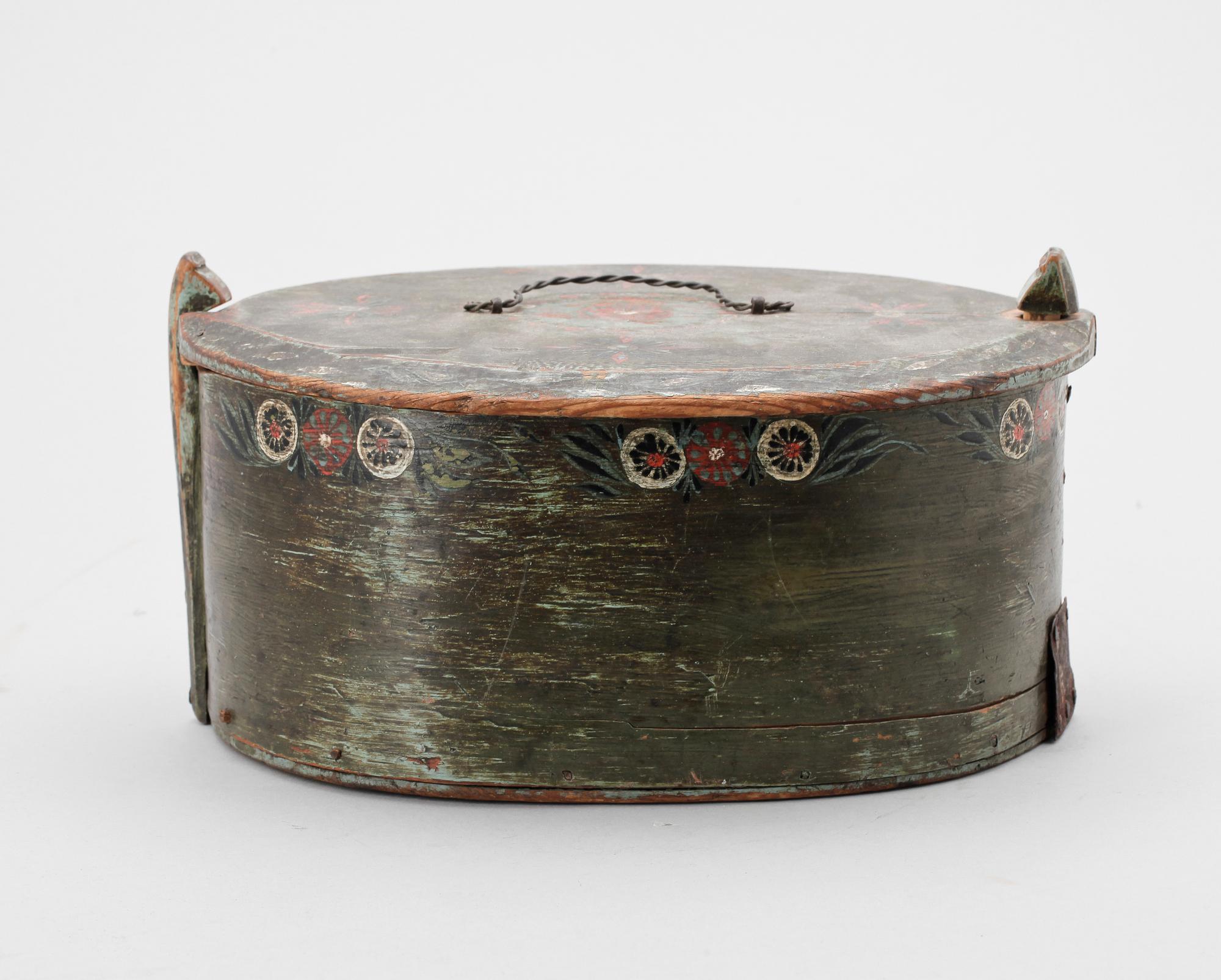 FORSKRIN, trä, allmoge. Bär undertill datering 1811.