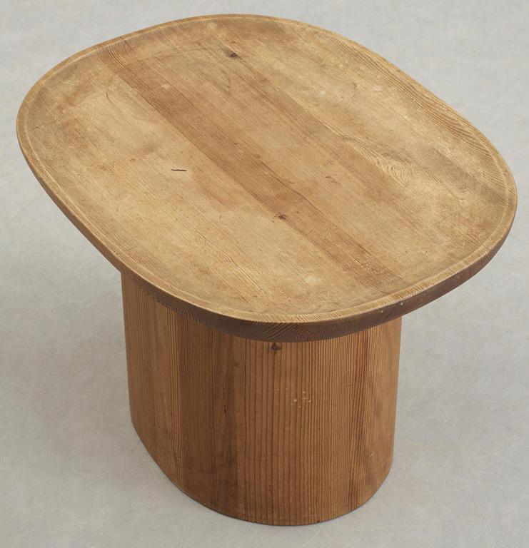 An Axel Einar Hjorth stained pine sofa table, Nordiska Kompaniet, 1930's.