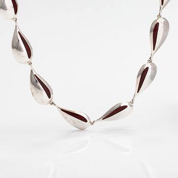 Juhani Linnovaara, A sterling silver and enamel necklace. Lapponia 1976.