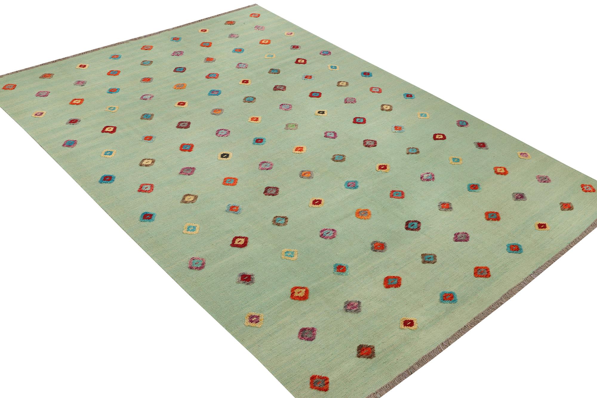 An Afghan kelim rug, c. 292 x 204 cm.