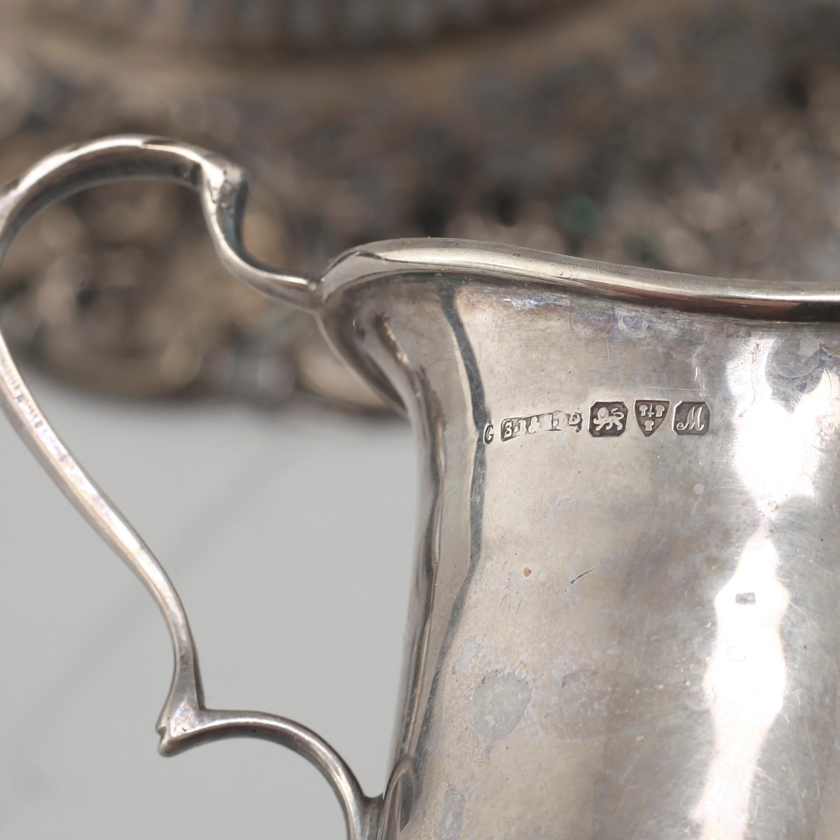Eight pcs of silver, 19th and 20th century.