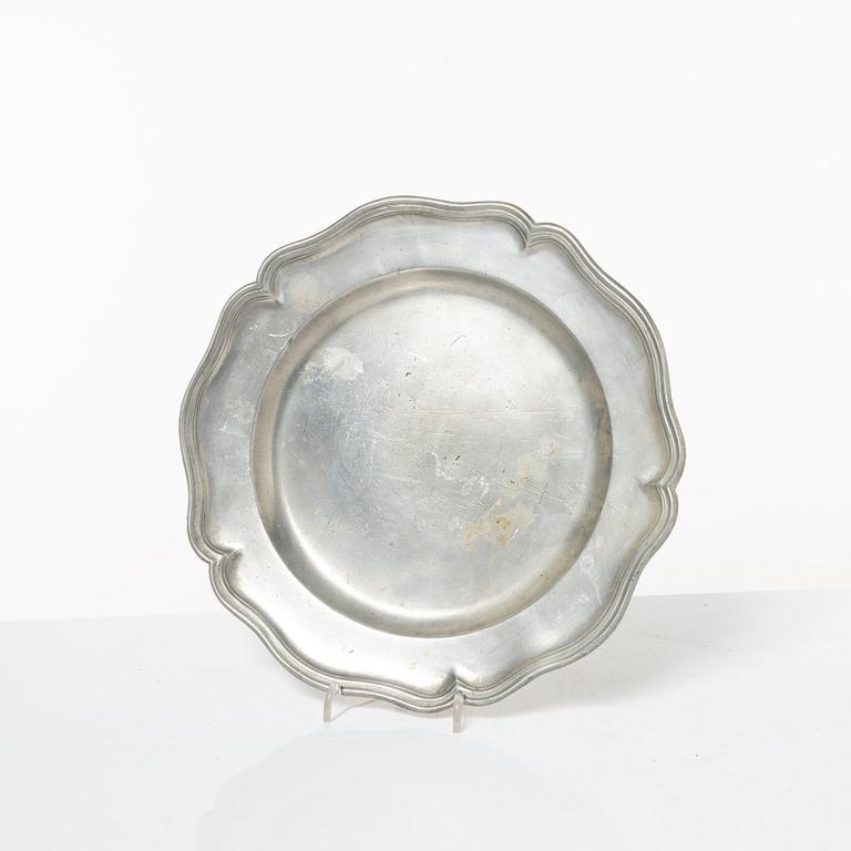 Bowl and 2 plates, pewter, various masters, Stockholm.