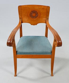 STOLAR, 4 st samt KARMSTOLAR, 2 st, jugend, 1900-talets början.