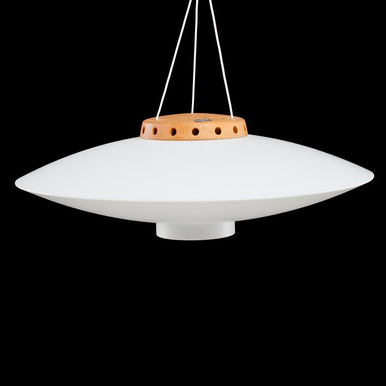 TAKLAMPA, "565", Uno och Östen Kristiansson, Luxus, 1900-talets andra hälft, höjd ca 15 cm.