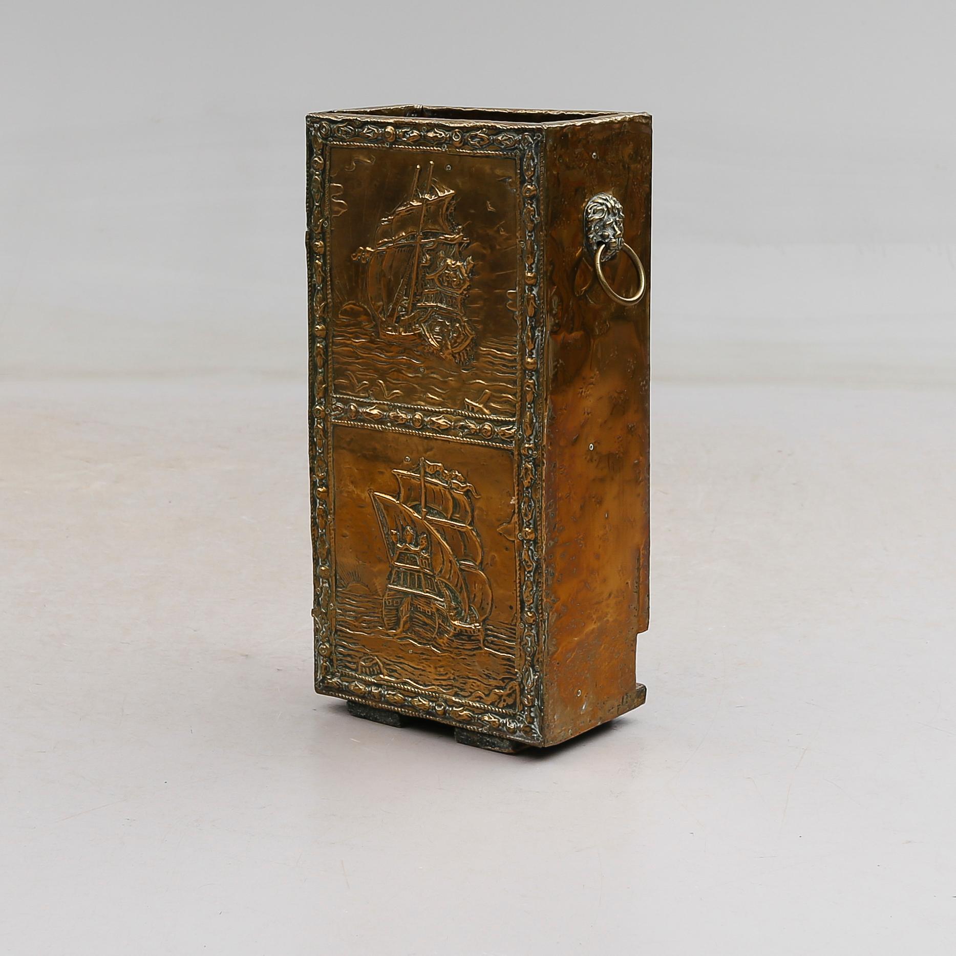 PARAPLYSTÄLL, mässing, England, 1900-talets första hälft.