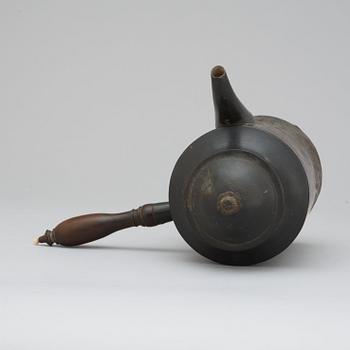 A late Gustavian sheet metal coffee pot with cover.