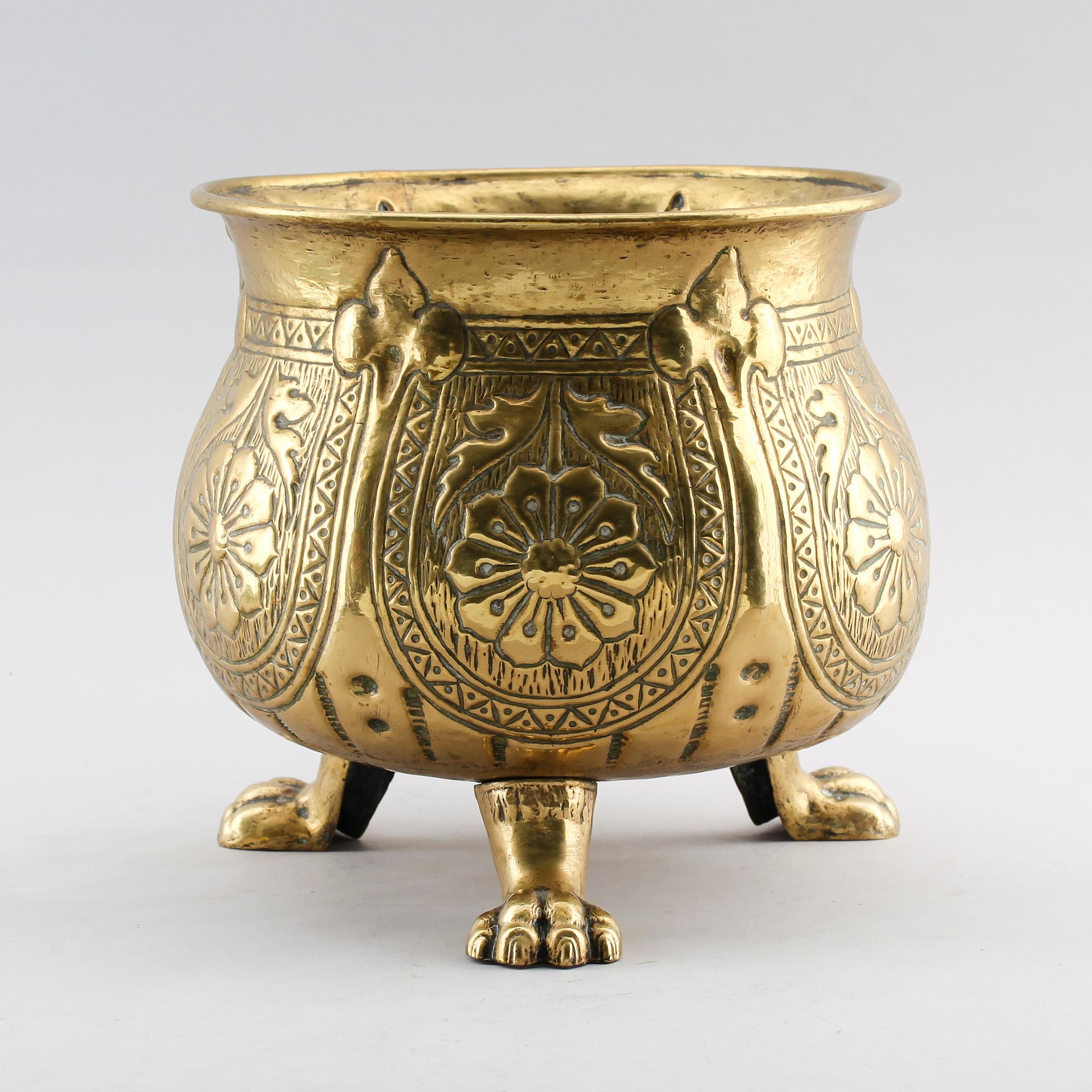YTTERFODER, mässing, 1800-tal.